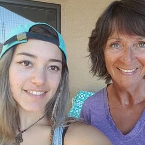 Meet your Posher, Sandy